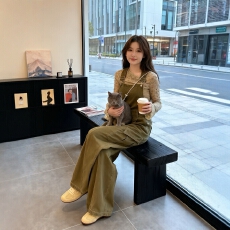 批发秋季搭配一整套<b class='q'>大码</b>胖mm长袖上衣牛仔<b class='q'>背带裤</b>时尚复古巨好看套装女