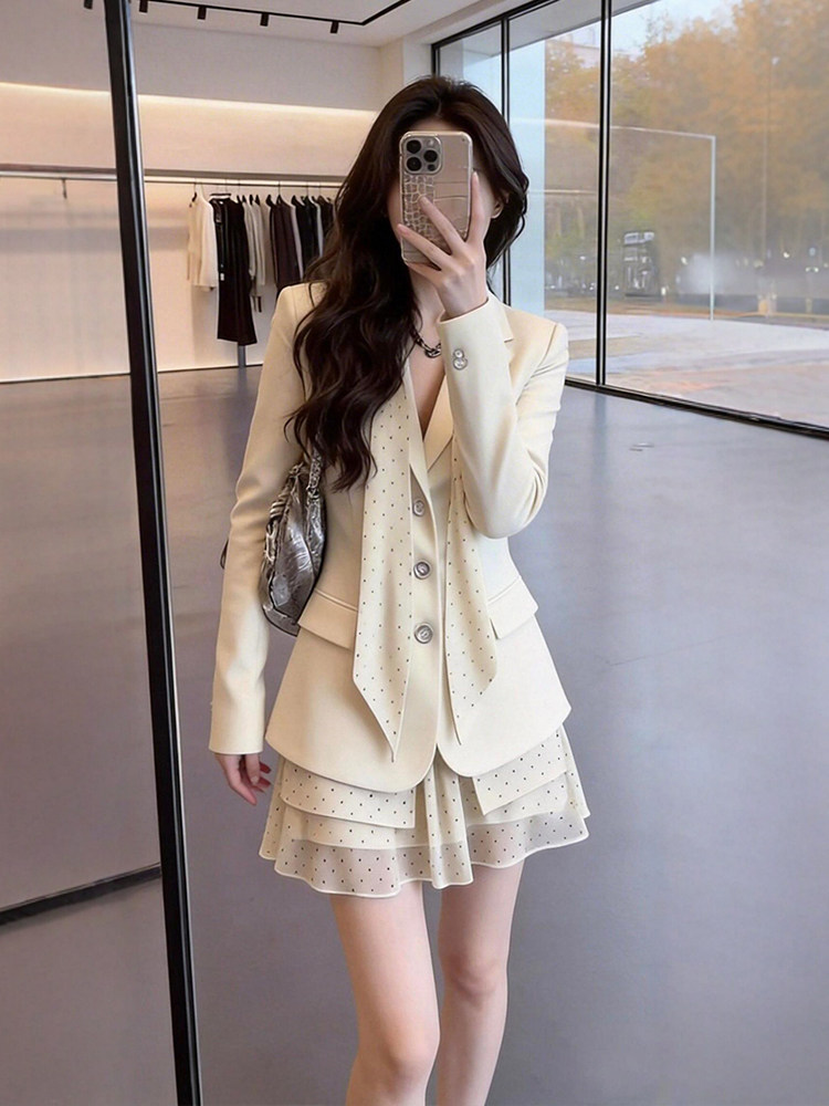 여름 새로운 ootd 전체 집합 빅 사이즈 지방 mm 출퇴근 바람 화이트 블레이저 도트 무늬 레이스 미니 스커트 세트