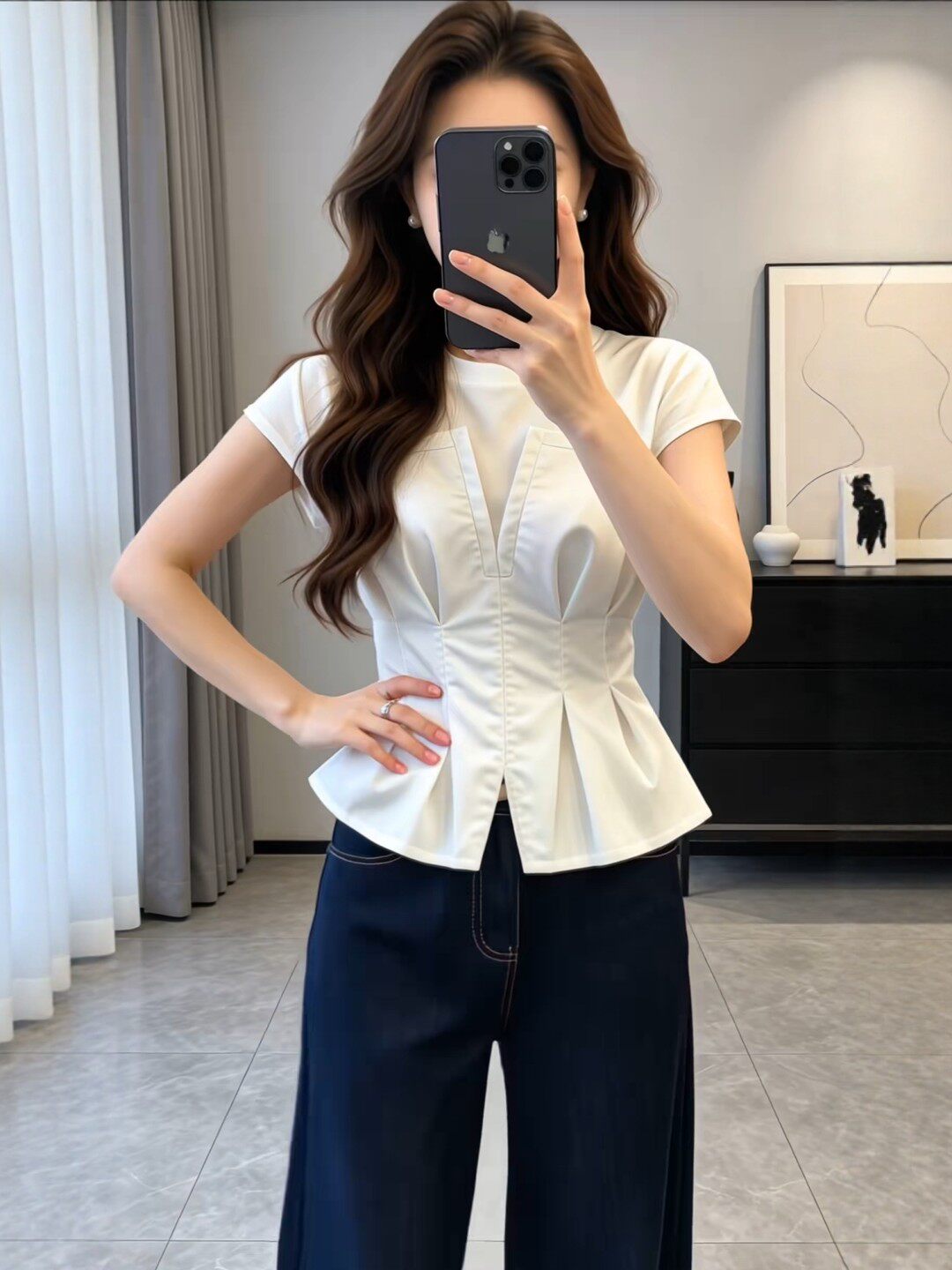 여름 새로운 회색 패치워크 반팔 티셔츠 여성 디자인 센스 패션 다용도 허리 수축 슬림해 보이는 고유 한 Chic 맨위