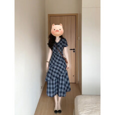 批发法式气质复古格纹V领<b class='q'>连衣裙</b>女夏季大码胖mm收腰显瘦不规则长裙子