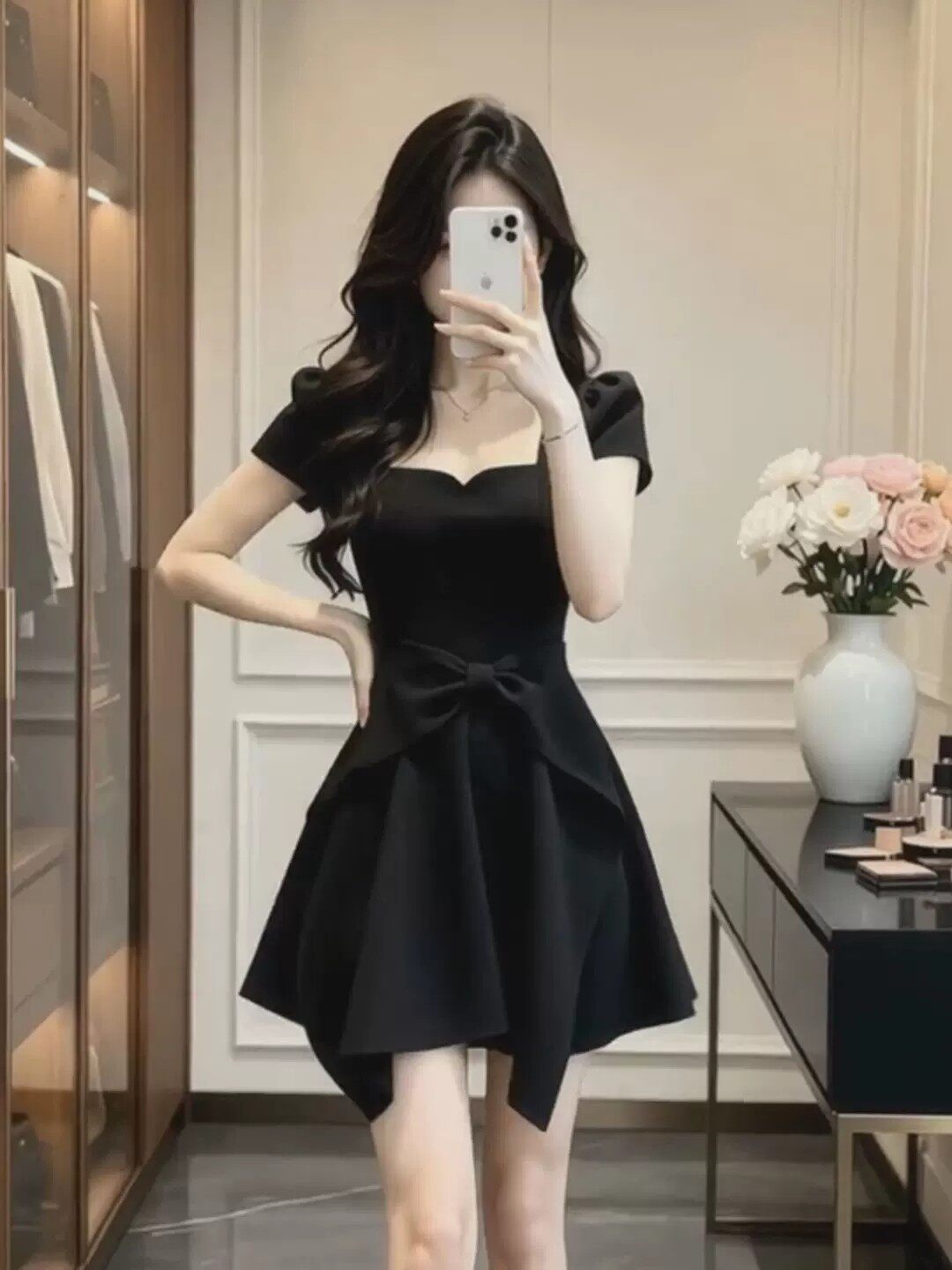 프랑스식 고급 센스 품격 검정색 광장 칼라 반팔 여성 드레스 여름 새로운 특별 아름다운 꼬집기 허리 작은 치마