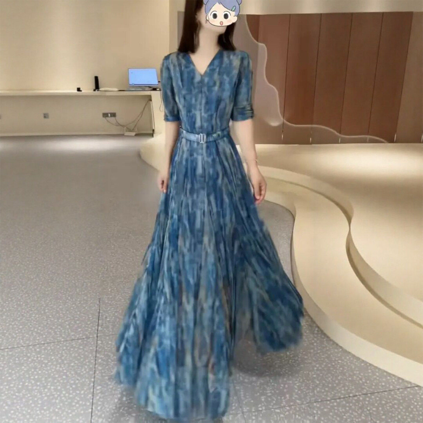 초여름 프랑스식 낭만주의 바람 V넥 꽃무늬 여성 드레스 2026 새로운 허리 수축 슬림해 보이는 우아함 품격 길다 치마