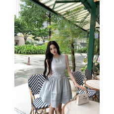 批发实拍实价蓝色收腰高级感无袖背心<b class='q'>连衣裙</b>女新款<b class='q'>名媛</b>千金风气质裙子