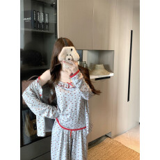 批发早春新款碎花花边吊带背心开衫<b class='q'>阔腿裤</b><b class='q'>套</b>装<b class='q'>女</b>