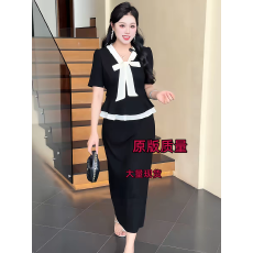 批发大码<b class='q'>女装</b>胖mm设计感V领蝴蝶结上衣+高腰半身裙夏上新显瘦时尚套装