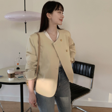 批发有货 Cherry 法式浪漫气质简约<b class='q'>百搭</b>高级感仿金圆扣老钱风西装外套