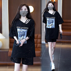 批发实拍2026<b class='q'>大码</b>薄款亮闪闪星星短袖t恤女中长款宽松休闲短<b class='q'>裤</b>两件套