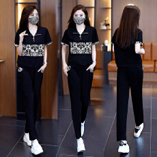批发2026夏季新款大码时尚<b class='q'>运动</b>套装女中年妈妈装减龄显瘦休闲两件套