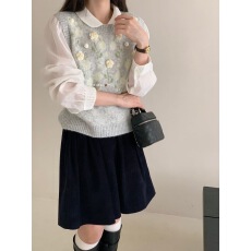 批发秋<b class='q'>冬</b>季新款韩系甜美立体花朵针织马甲女宽松慵懒风时尚叠穿背心潮