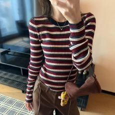批发条纹圆领<b class='q'>长袖</b>针织衫女秋季新款复古休闲修身套头<b class='q'>打底衫</b>上衣