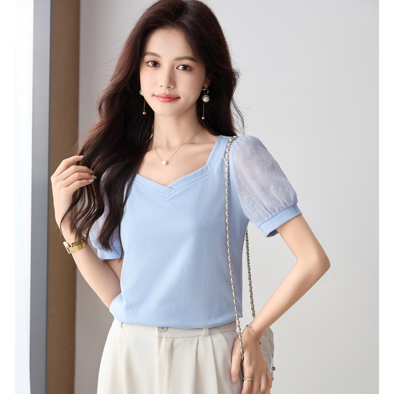 실사 프랑스식 광장 칼라 외국 가스 작은 셔츠 여성 여성용 짧은 소매 T 홀로우 아웃 패치워크 파란색 부드러운 맨위 여성