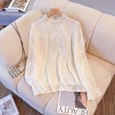 实拍气质蕾丝刺绣雪纺衫女2026年早春荷叶边领长袖打底衫洋气上衣