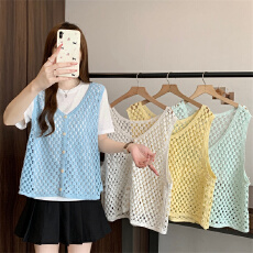 批发实拍<b class='q'>大码</b>甜美多巴胺钩花镂空坎肩针织开衫女新款叠穿外搭罩衫上衣