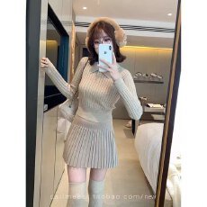 批发针织套装<b class='q'>女</b>秋冬针织上衣/半裙/过膝<b class='q'>袜子</b>
