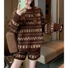 批发韩国东大门时尚提毛衣套装新款<b class='q'>秋</b>冬加厚复古慵懒休闲针织短裤两件