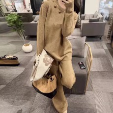 批发冬季穿搭套装女宽松显瘦休闲慵懒风毛衣阔腿<b class='q'>裤</b><b class='q'>两件套</b>