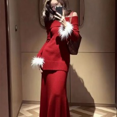 批发独特漂亮冬装一整套红色毛毛袖口一字肩毛衣姐系贵感针织裙子套装