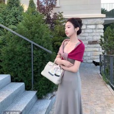 批发气质高智撞色休闲时尚套装<b class='q'>秋</b>装两件套女装U领背心连衣裙披肩