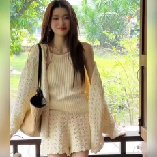 批发休闲慵懒百搭长袖开衫外套挂脖无袖<b class='q'>上衣</b>女春季镂空短裤