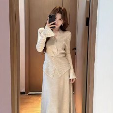 批发巨好看内搭小香风针织连衣裙子女早春季2026新款韩系穿搭套装长裙