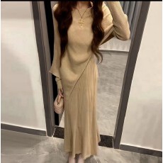 批发气质千金风斗篷针织连衣裙秋冬v领收腰显瘦韩系套装<b class='q'>长裙</b>