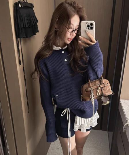 한국 ins 배색 폴로 칼라 부서 버클 풀오버 디자인 문예 팬 질감 센스 니트 스웨터