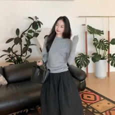 批发法式设计感假两件披肩长袖针织衫女<b class='q'>高腰</b>蓬蓬半身裙套装