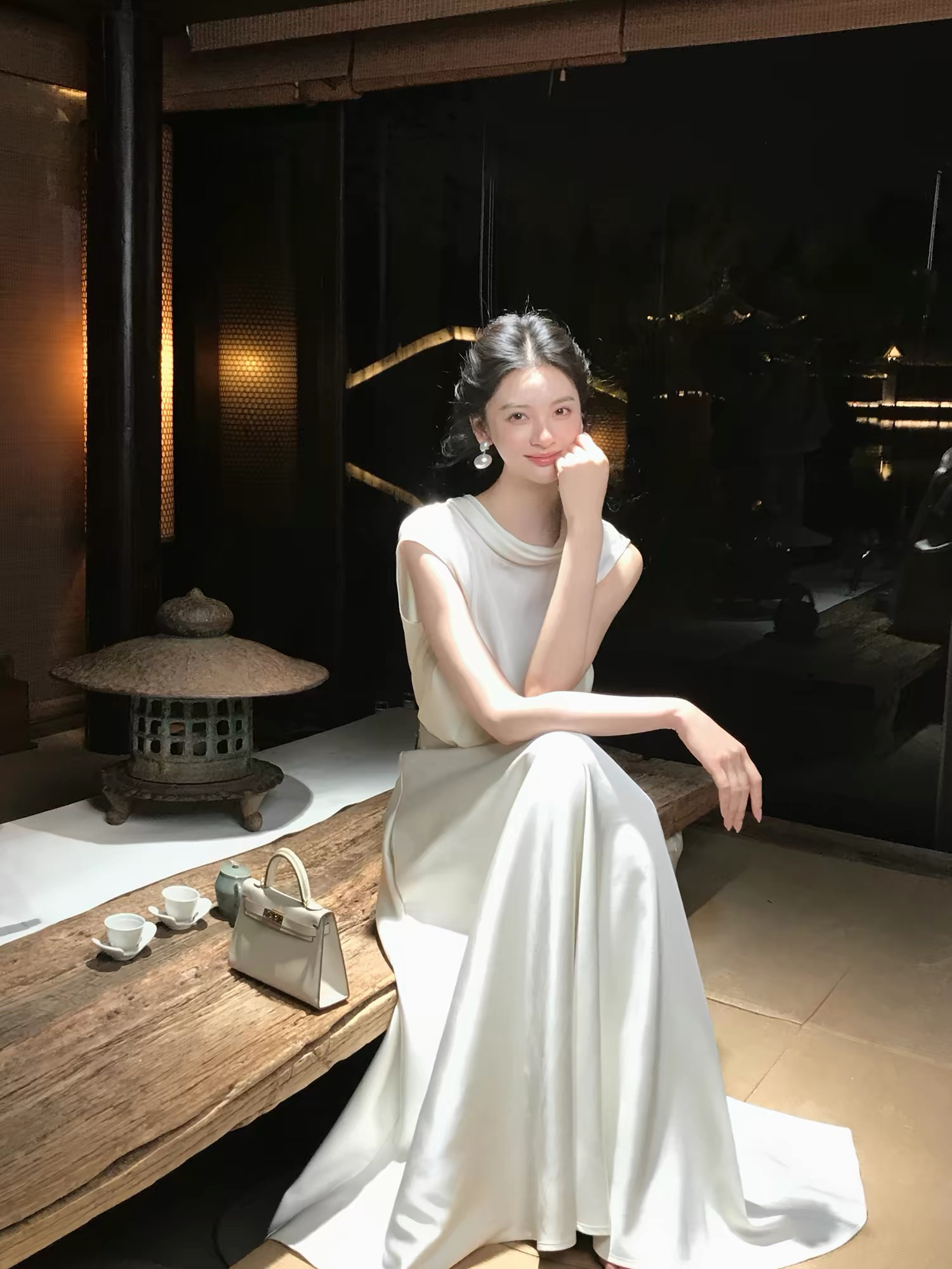하나부터 순간 우아함 품격 새틴 리본 드레스 느긋한 고급 명문 여성 바람 하이웨이스트 한 마디 슬림해 보이는 롱 스커트