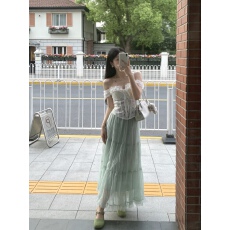 批发纯欲风绝美白色蕾丝吊带背心收腰鱼骨抹胸+高腰<b class='q'>网纱</b>半身长裙套装