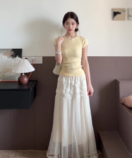 한 바람 chic 전체 집합 연령 감소 황색 반팔 티셔츠 레이스 반신 스커트 아름다운 고유 한 두 조각 세트 드레스 여름