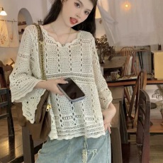 批发法式气质镂空钩花喇叭袖针织衫女夏季新款设计感宽松防晒罩衫上衣