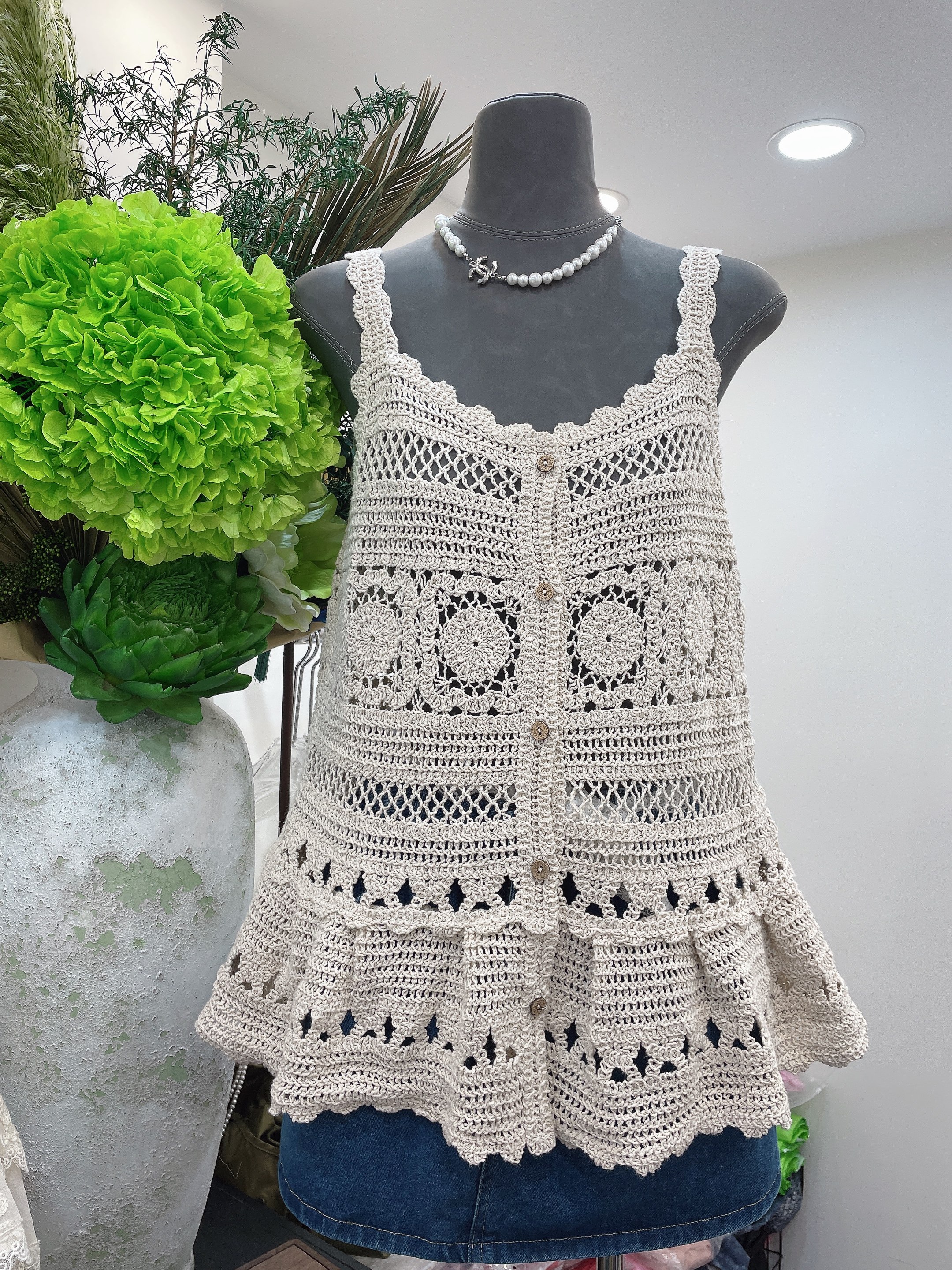 보헤미안 자수 홀로우 아웃 캐미솔 외출용 여성 2026 봄 새로운 빅 사이즈 지방 mm 휴가 바람 맨위