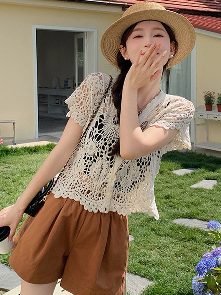 프랑스식 홀로우 아웃 V넥 반팔 니트 오픈 가디건 여성 2026 여름 새로운 ins 패션 쇼트 스타일 자외선 차단 에어컨 셔츠 블라우스