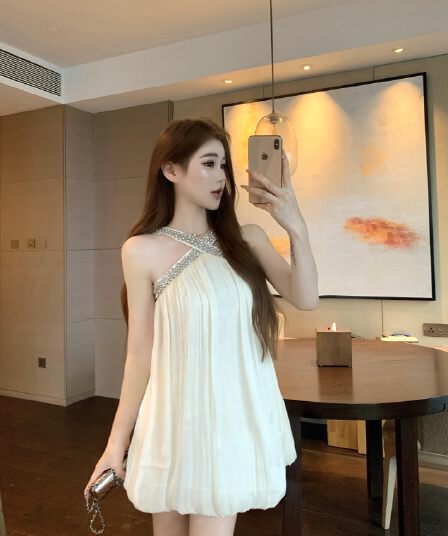 정가 실사 무거운 작업 다이아몬드 세팅 십자가 행침 목 루즈핏 슬림해 보이는 꽃밭 미니 스커트 드레스