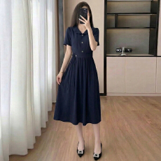 批发实拍夏季新款2026时尚休闲显瘦收腰气质中长群减龄小众<b class='q'>连衣裙</b>