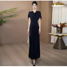 批发藏蓝色气质显白连衣裙2026年春夏新收腰显瘦设计感假两件<b class='q'>长裙</b>