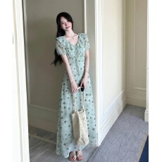 批发<b class='q'>大码</b>夏季荷叶领爱心印花晕染连衣裙温柔感气质显白显瘦度假风长裙