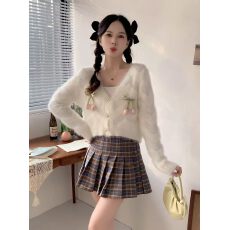 批发韩系甜美立体花朵长袖毛毛<b class='q'>针织</b><b class='q'>开衫</b>女秋季新款高级感气质显瘦短款