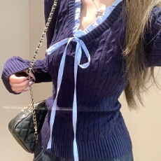 批发miu系麻花v领系带蕾丝打底衫女秋冬纯欲风木耳边内搭毛衣针织上衣