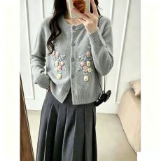 韩国刺绣针花朵织开衫马甲女春秋2026新款松弛感休闲显瘦上衣