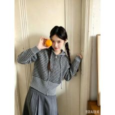 批发韩系学院风连帽条纹针织开衫女2026秋季新款拉链显瘦百搭小众上衣
