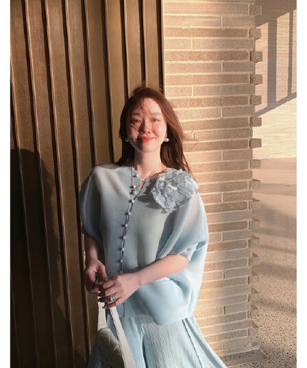 고유 한 아름다운 자이언트 잘 생긴 파란색 셔츠 작은 대중 Chic 맨위 여성 2026 봄 착용 가져 가라. 세트