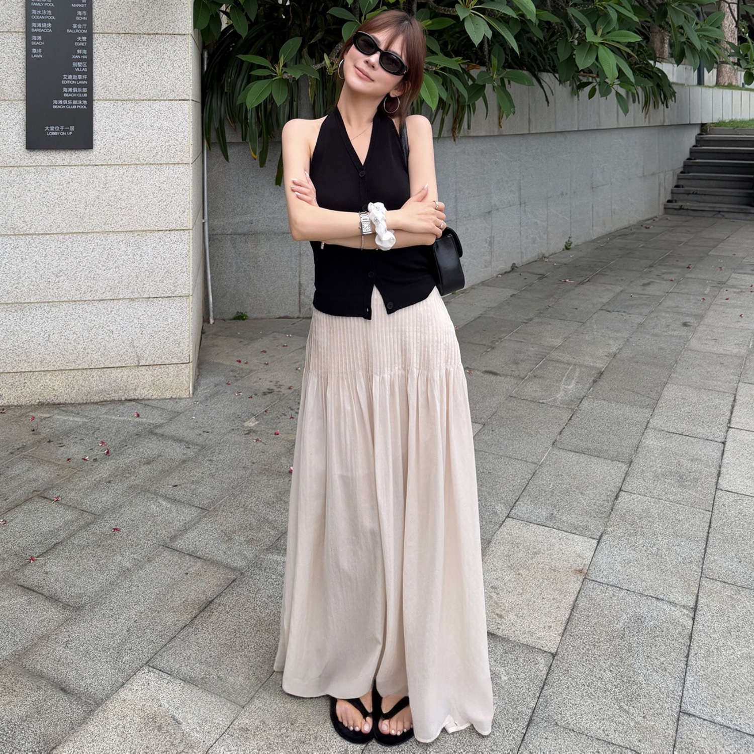 코너 청 해피 부드러운 바람 살구 색상 반신 스커트 여성 질감 센스 플리츠 품격 주간 실크 롱 스커트