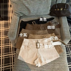 批发实拍实价 <b class='q'>夏季</b>秋冬鹿茸皮设计感辣妹<b class='q'>短裤</b>