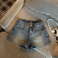 批发实拍实价 秋冬复古牛仔<b class='q'>短裤</b>