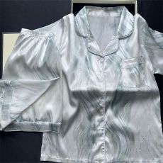 批发质感新款夏季冰丝仿<b class='q'>真丝</b><b class='q'>睡衣</b>女生短袖短裤<b class='q'>套装</b>小翻领爆款丝绸<b class='q'>睡衣</b>