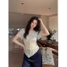 批发实拍~实价S-4XL甜辣风碎花蕾丝系带短袖T恤设计感<b class='q'>不规则</b>下摆显瘦