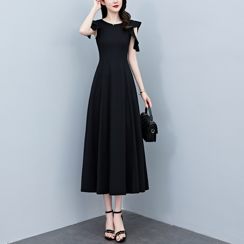 RY3974# 2026夏季新款赫本风黑色连衣裙女夏长款大码收腰显瘦胖mm...