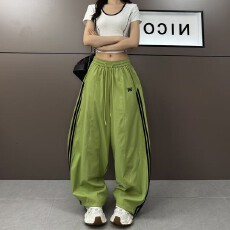 批发2026年时尚糖果色拼条刺绣设计宽松个性休闲裤