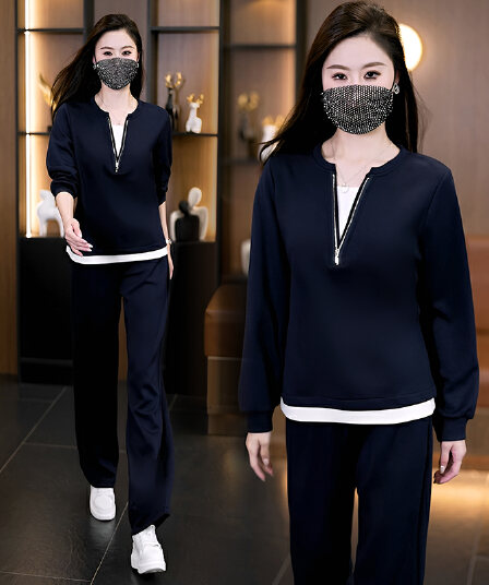 실사 캐주얼 세트 2026 가을 새로운 미니멀리즘 품격 연령 감소 페이크 레이어드 후드티 와이드 레그 팬츠 투피스 세트